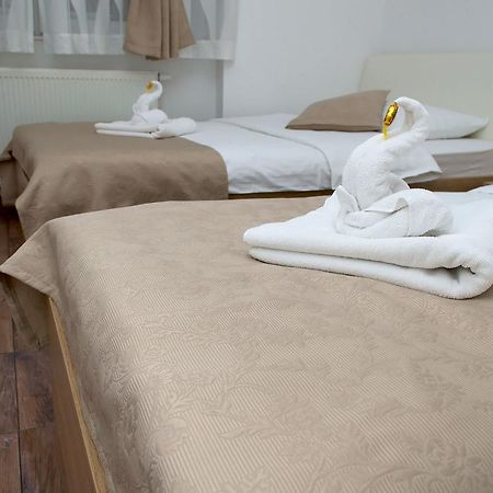 Guesthouse Dubai Zagreb Ngoại thất bức ảnh